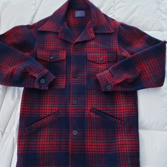 PENDLETON VINTAGE PLAID WOOL OVERSHIRT / JACKET NAVY BLUE & RED SZ SMALL - Picture 3 of 8